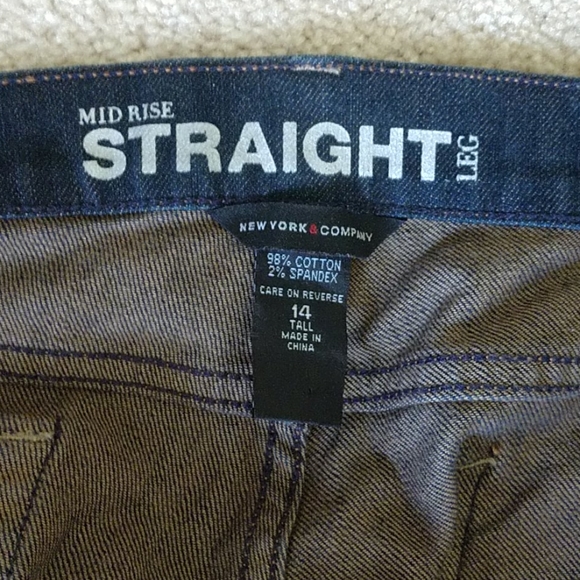 Blue jeans. - Picture 2 of 3